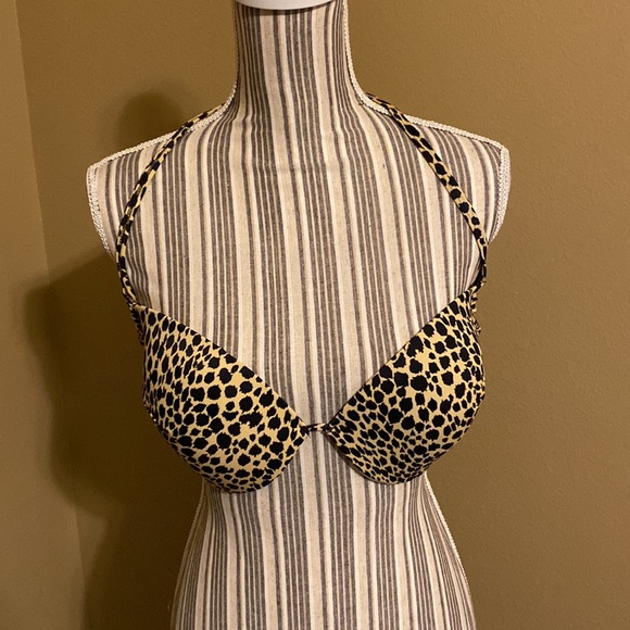 Victoria's Secret Other - Victoria’s Secret | Leopard Print Bikini Top - 34DD